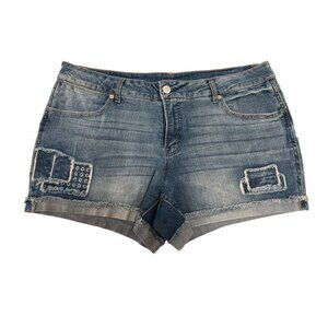 Time and Tru Women's Button Fly Denim Shorts, 3.5" Inseam, versatile - Size 18